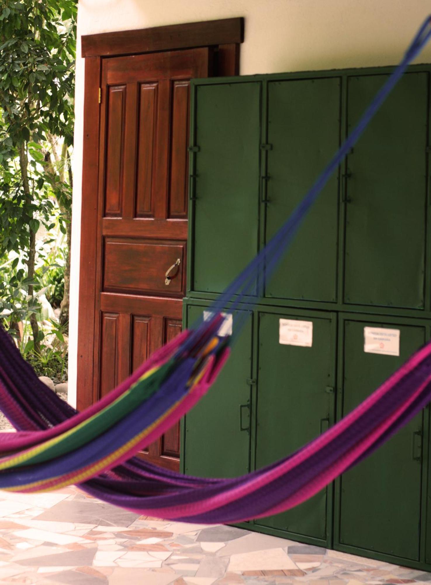 La Ruka Hostel Puerto Viejo de Talamanca Екстериор снимка
