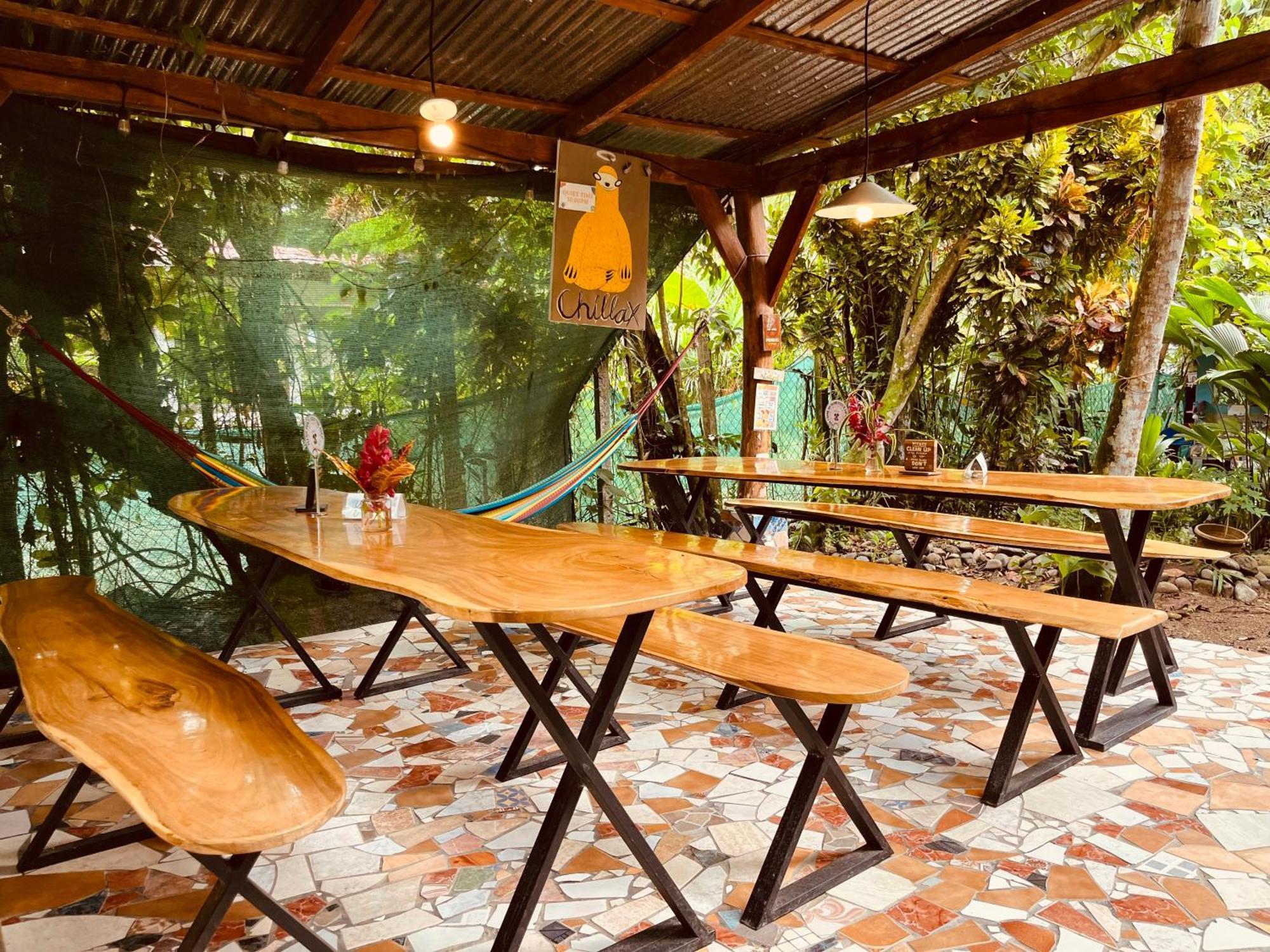 La Ruka Hostel Puerto Viejo de Talamanca Екстериор снимка